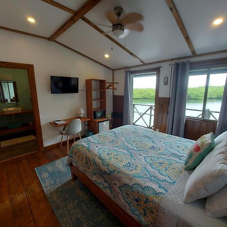 The Sunsetter Bed & Breakfast Bocas Town Ngoại thất bức ảnh