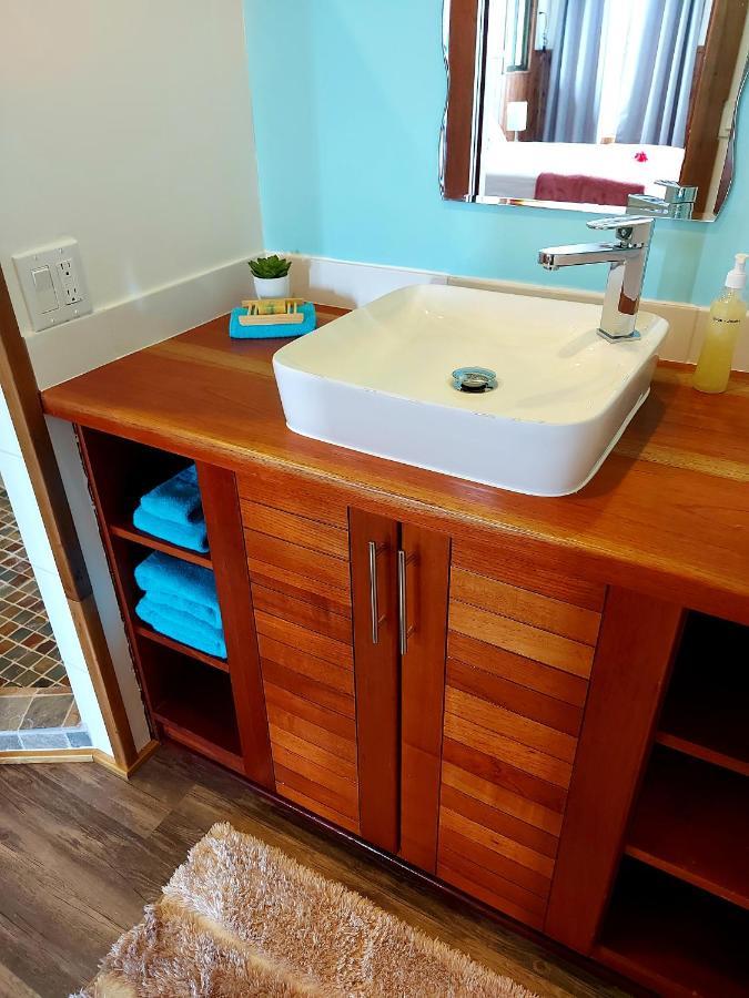 The Sunsetter Bed & Breakfast Bocas Town Ngoại thất bức ảnh