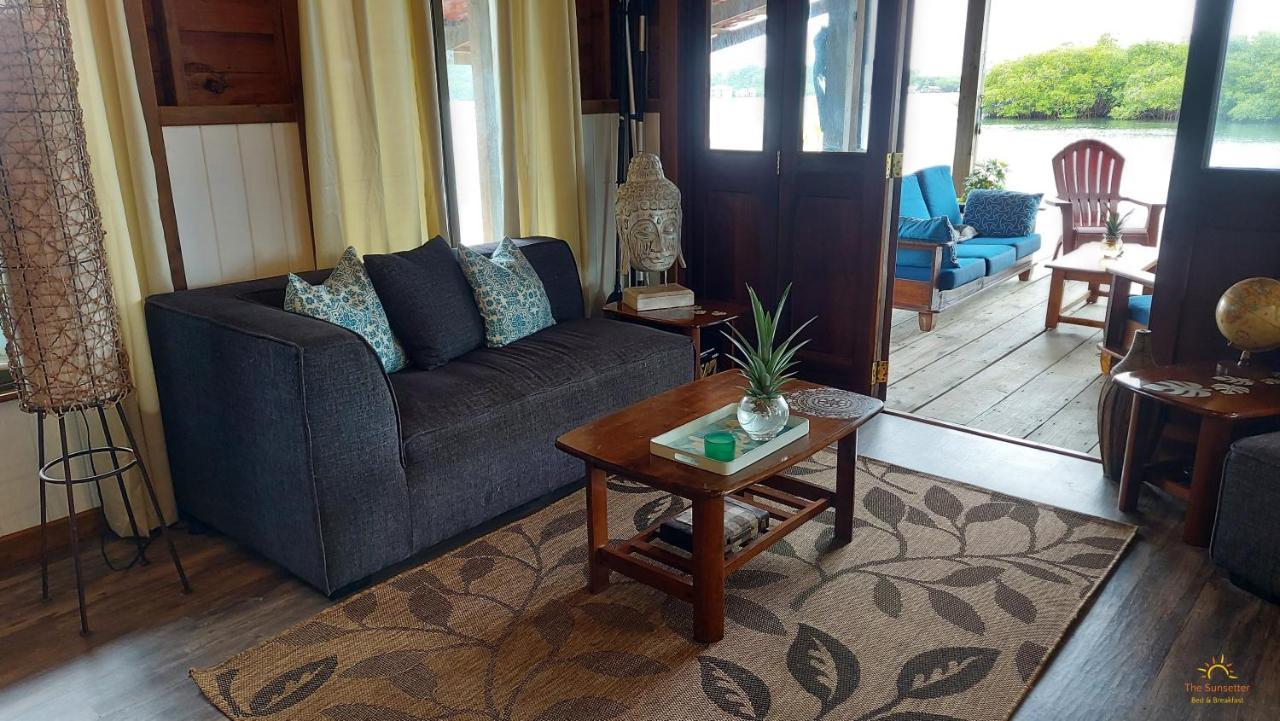 The Sunsetter Bed & Breakfast Bocas Town Ngoại thất bức ảnh