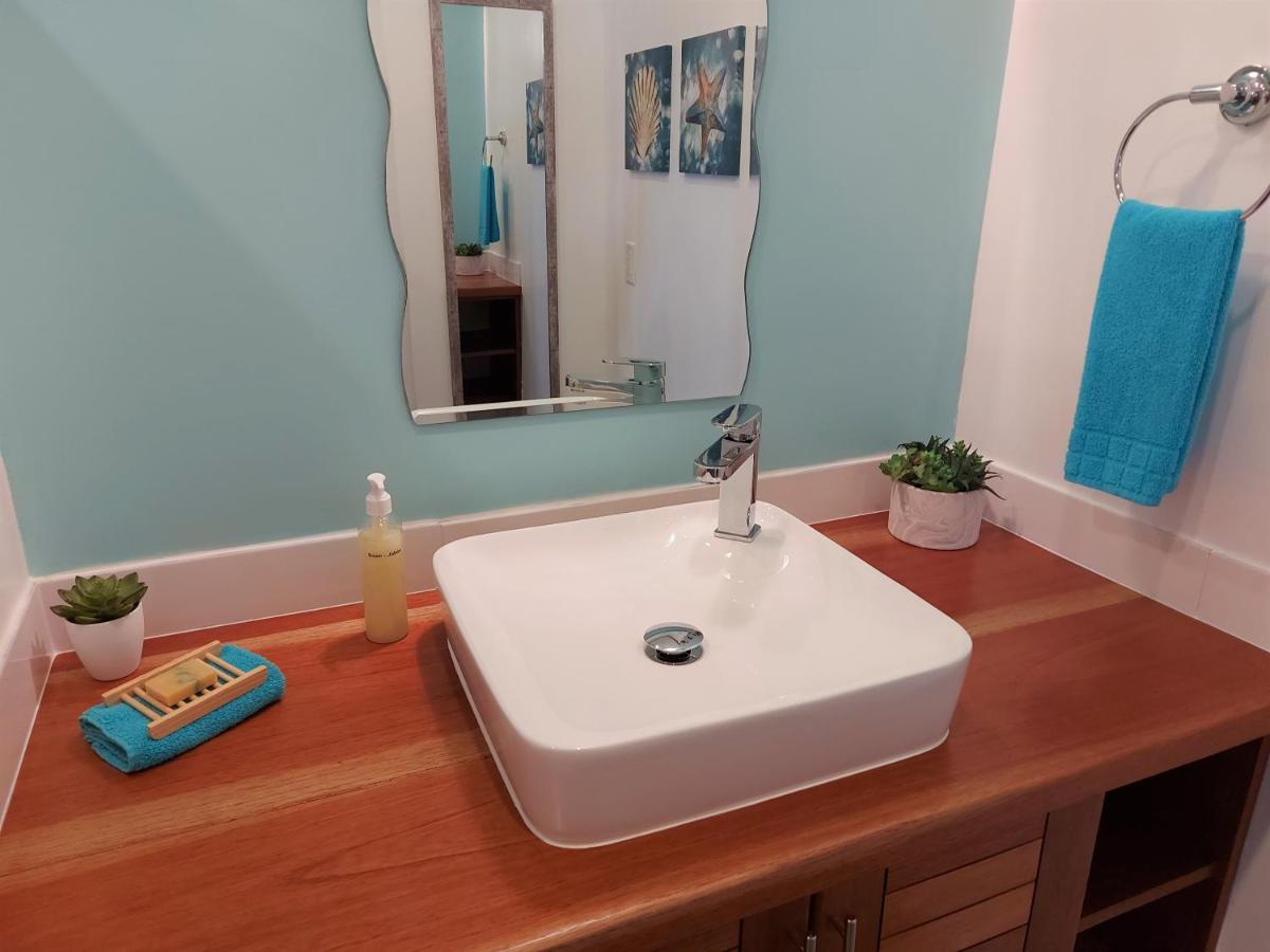 The Sunsetter Bed & Breakfast Bocas Town Ngoại thất bức ảnh
